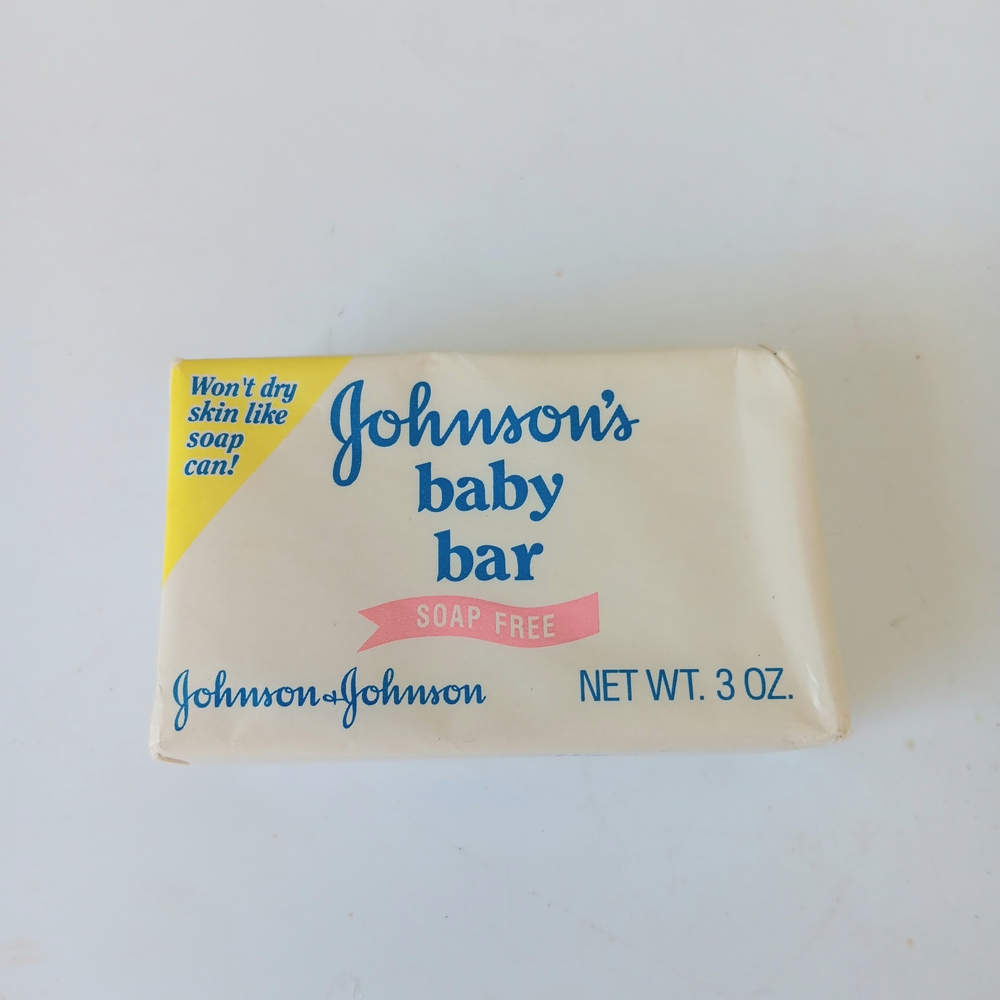 Johnson & Johnson Baby Cleansing Bar Sealed 90s Soap 3oz